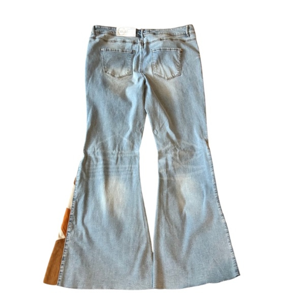 Cato Light Blue Flare Jeans with Brown and Cream Details - Picture 7 of 7
